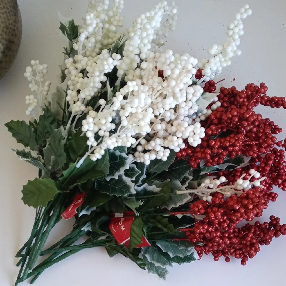 10x Bloom Holiday Red &White Berry Bundle Decorative Home Accent Artificial Stem